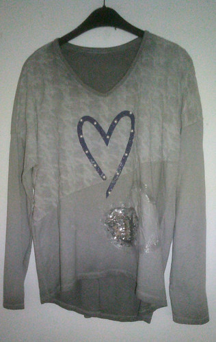 Graues shirt langarm mit - langarm,